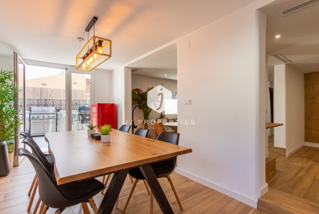 Z drugiej ręki - Villa -
Los Balcones - Costa Blanca