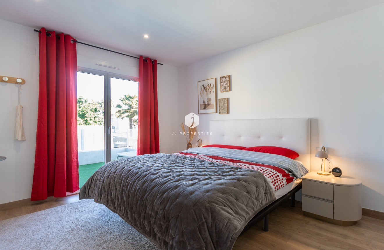 Z drugiej ręki - Villa -
Los Balcones - Costa Blanca