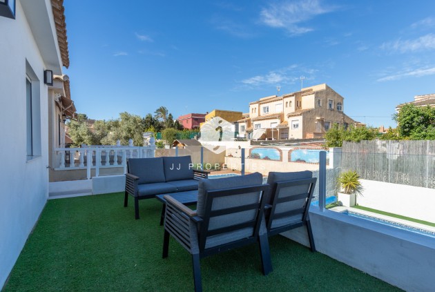 Z drugiej ręki - Villa -
Los Balcones - Costa Blanca