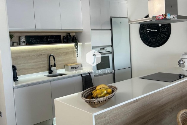 Aus zweiter Hand - Villa -
Daya Vieja - Costa Blanca