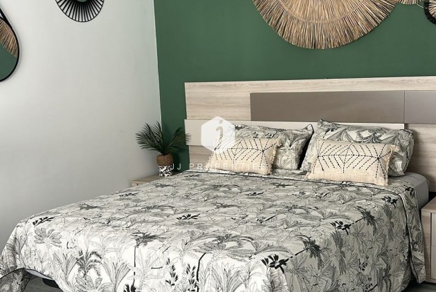 Aus zweiter Hand - Villa -
Daya Vieja - Costa Blanca