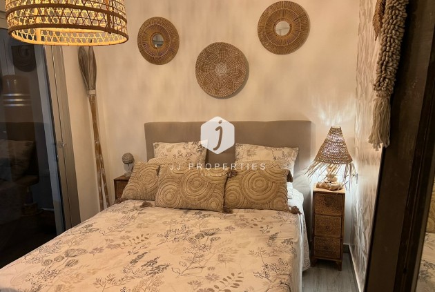 Aus zweiter Hand - Villa -
Daya Vieja - Costa Blanca