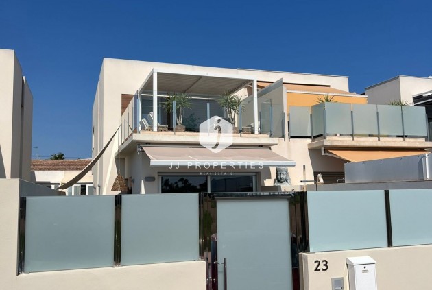 Aus zweiter Hand - Villa -
Daya Vieja - Costa Blanca