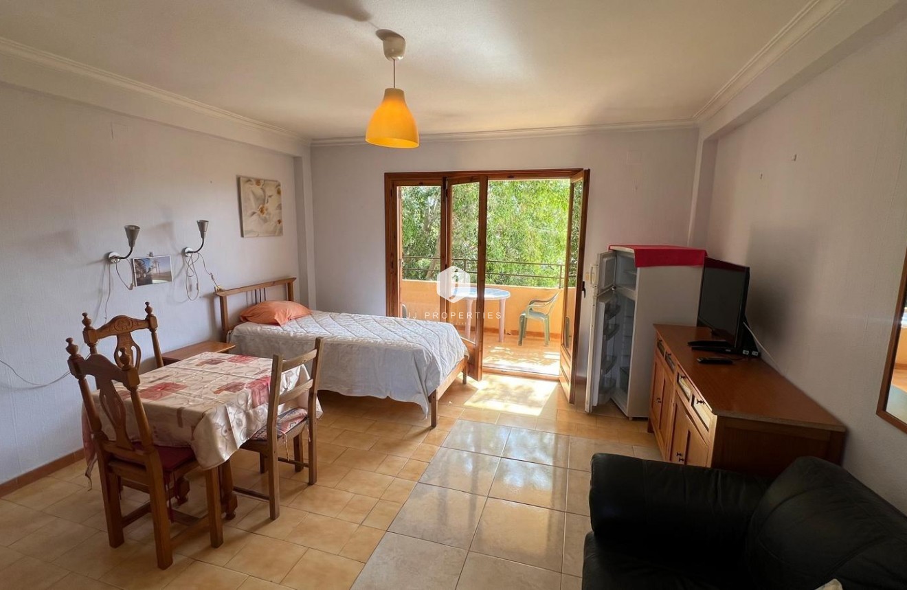 Resale - Apartment / flat -
Torrevieja - Miramar - Torre Del Moro