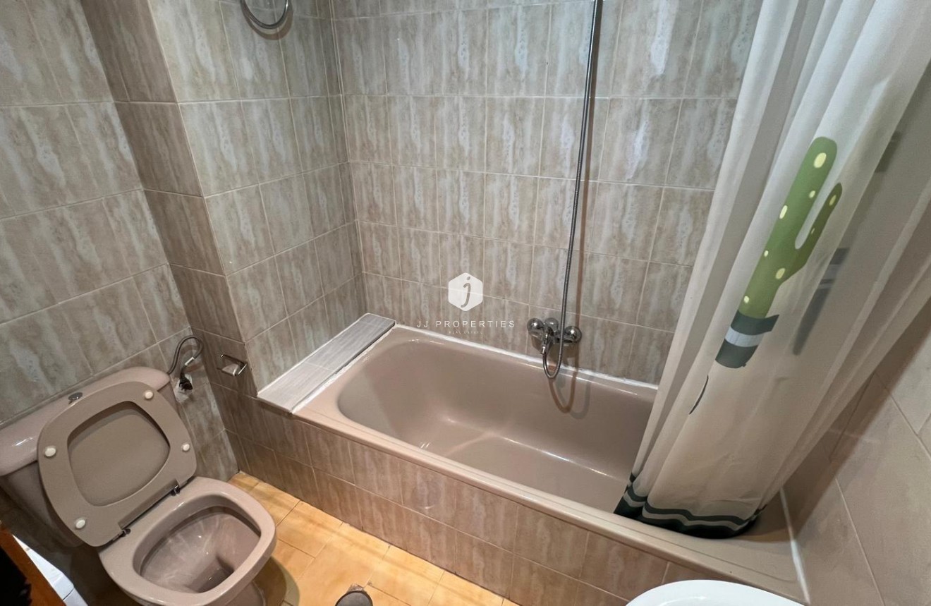 Resale - Apartment / flat -
Torrevieja - Miramar - Torre Del Moro