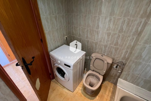 Resale - Apartment / flat -
Torrevieja - Miramar - Torre Del Moro