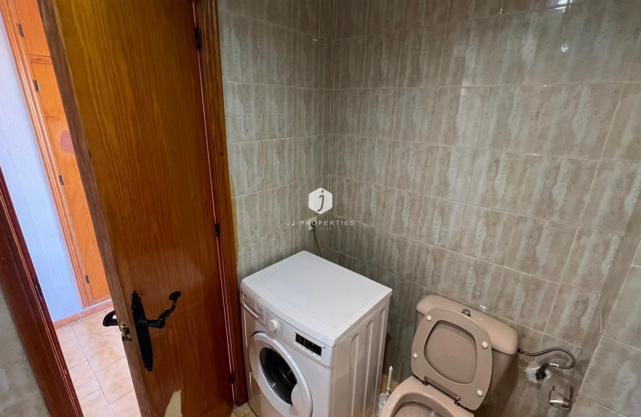 Resale - Apartment / flat -
Torrevieja - Miramar - Torre Del Moro