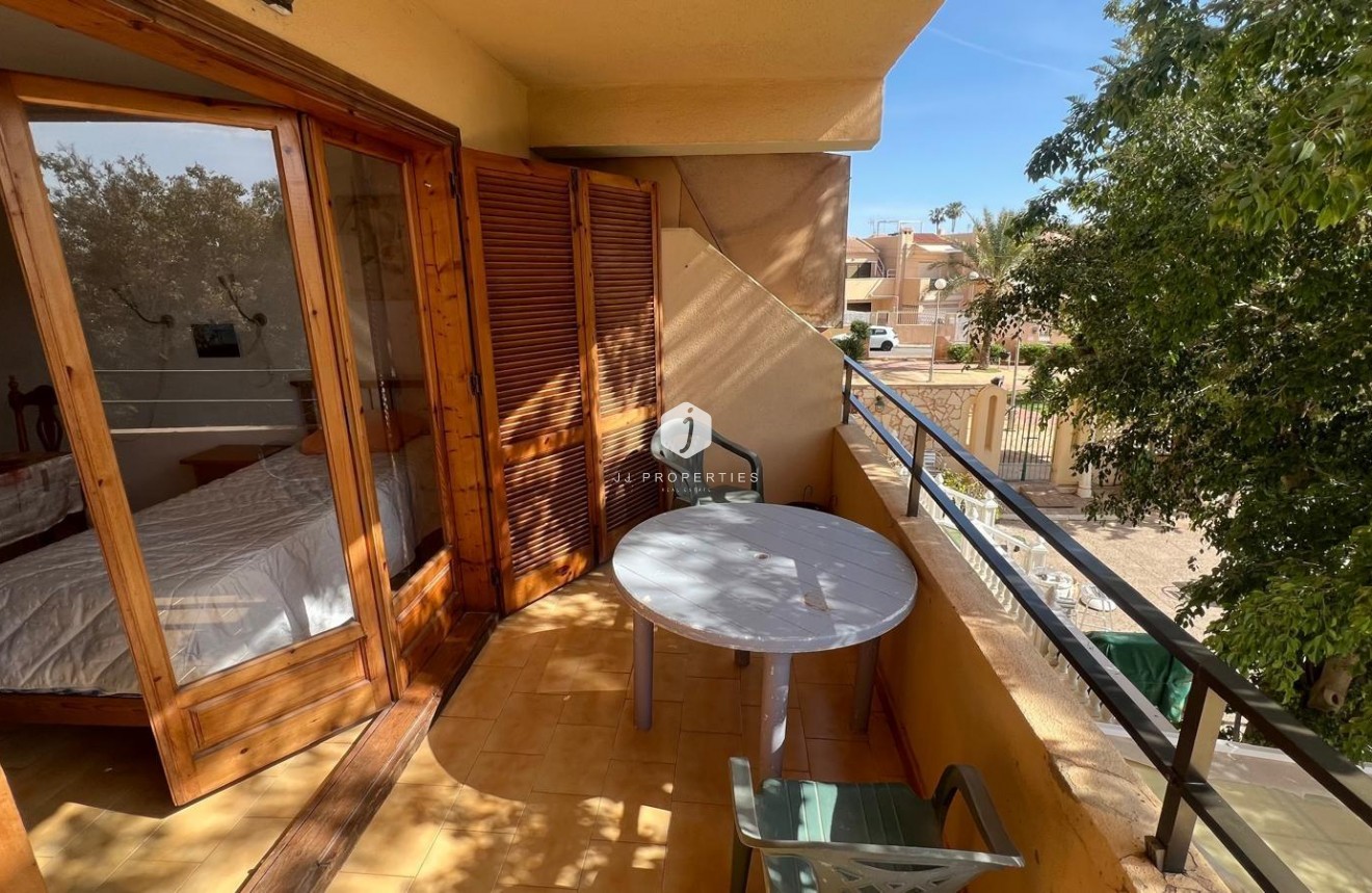 Resale - Apartment / flat -
Torrevieja - Miramar - Torre Del Moro