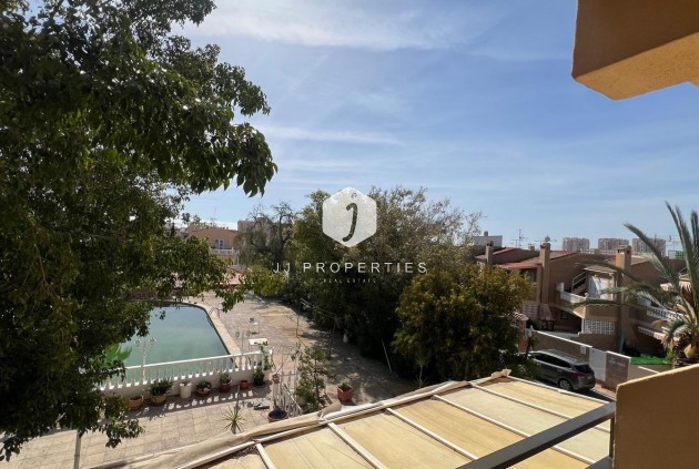 Resale - Apartment / flat -
Torrevieja - Miramar - Torre Del Moro