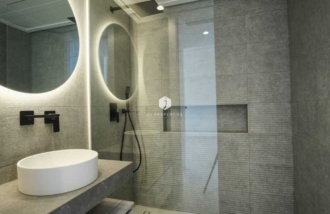 Z drugiej ręki - Mieszkanie w bloku -
Guardamar del Segura - Costa Blanca