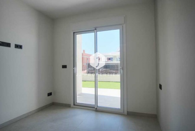 Z drugiej ręki - Mieszkanie w bloku -
Guardamar del Segura - Costa Blanca