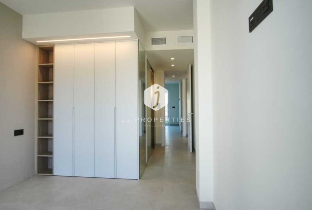 Z drugiej ręki - Mieszkanie w bloku -
Guardamar del Segura - Costa Blanca