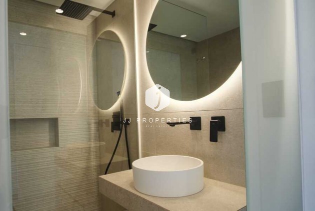 Z drugiej ręki - Mieszkanie w bloku -
Guardamar del Segura - Costa Blanca