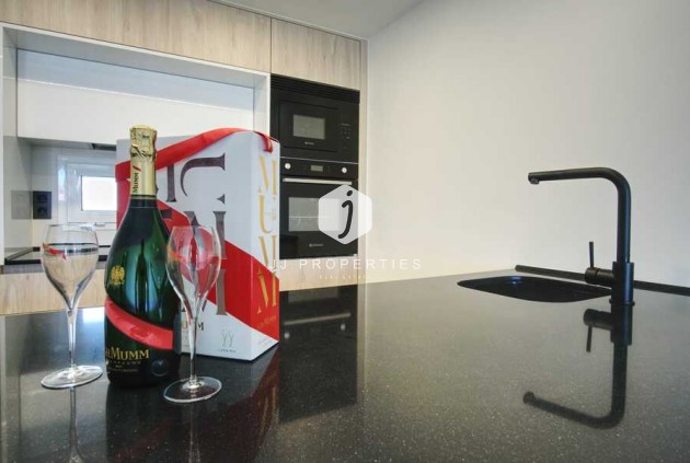 Z drugiej ręki - Mieszkanie w bloku -
Guardamar del Segura - Costa Blanca