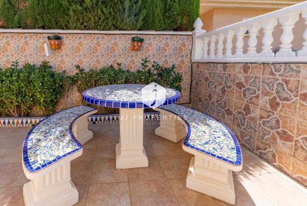 Aus zweiter Hand - Villa -
Torrevieja - Los Balcones - Los Altos del Edén