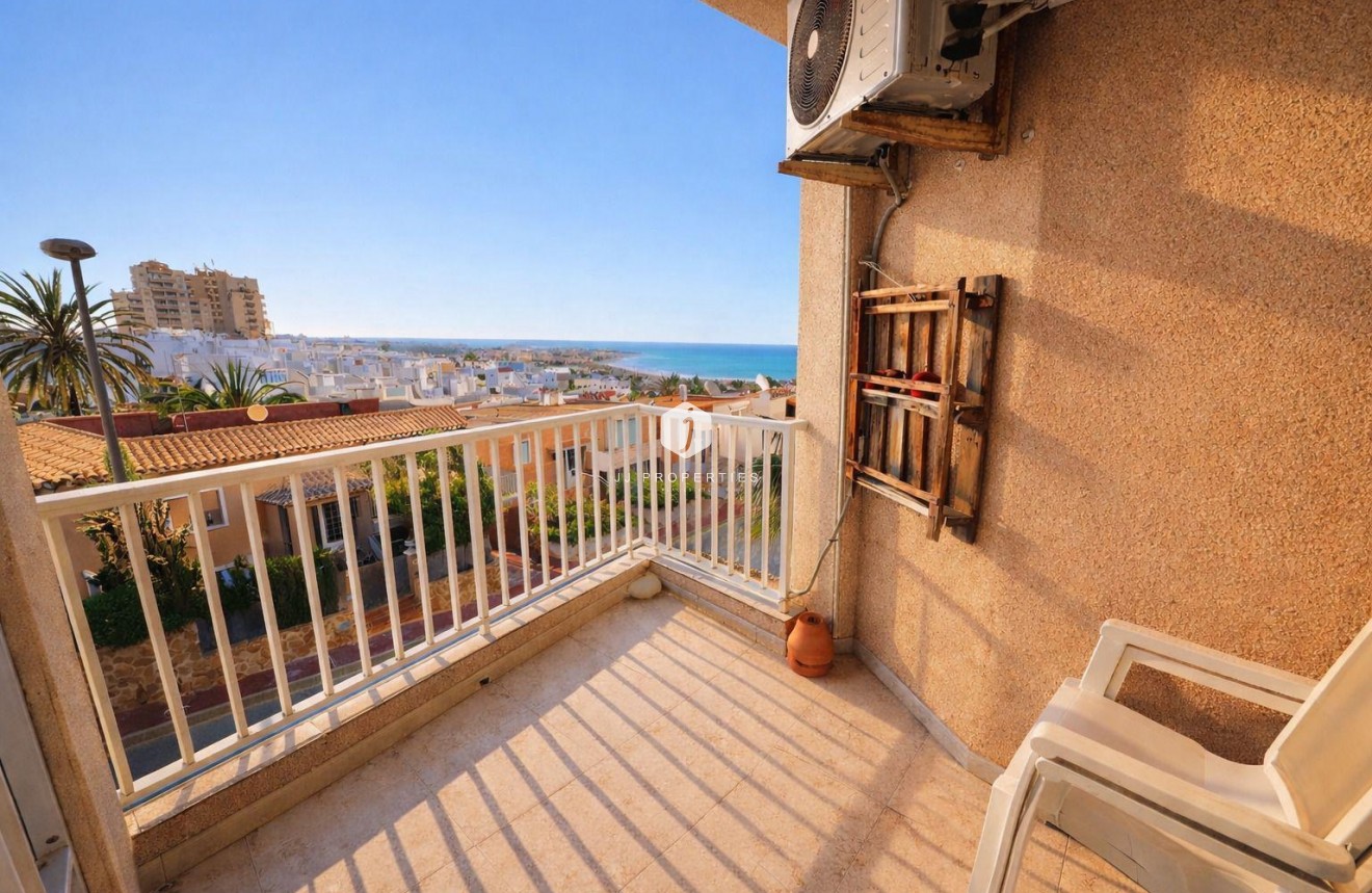 Resale - Apartment / flat -
Torrevieja - Costa Blanca