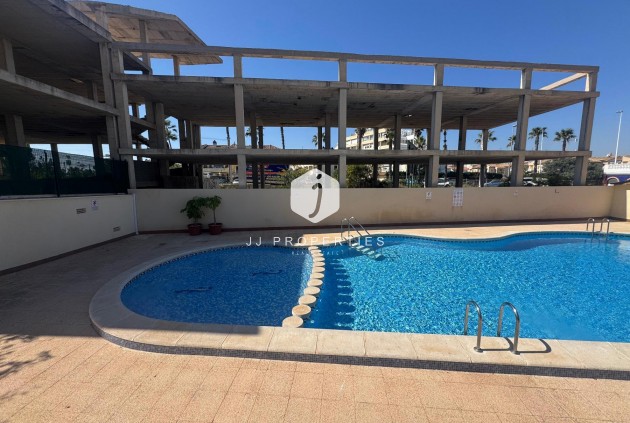 Resale - Apartment / flat -
Torrevieja - Costa Blanca