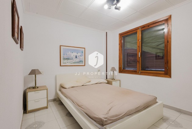 Resale - Apartment / flat -
Torrevieja - Costa Blanca