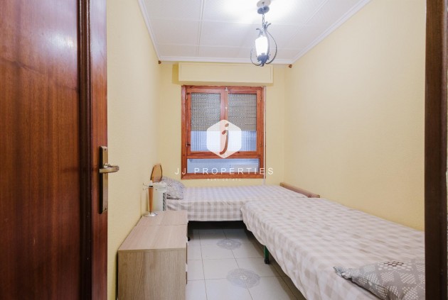 Resale - Apartment / flat -
Torrevieja - Costa Blanca