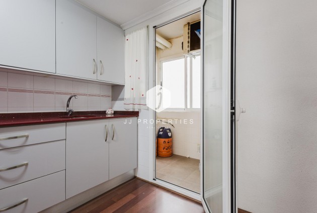 Resale - Apartment / flat -
Torrevieja - Costa Blanca