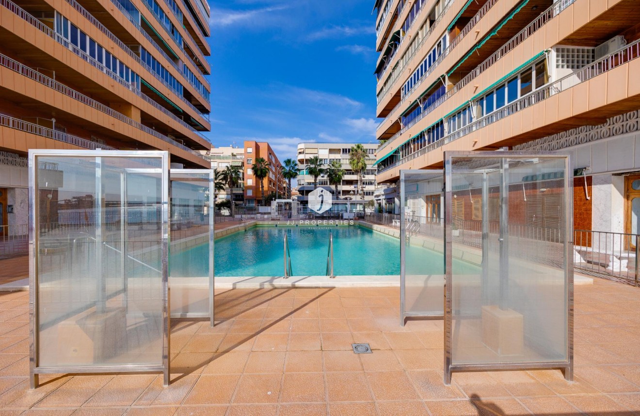 Tweedehands - Appartement / flat -
Torrevieja - Costa Blanca