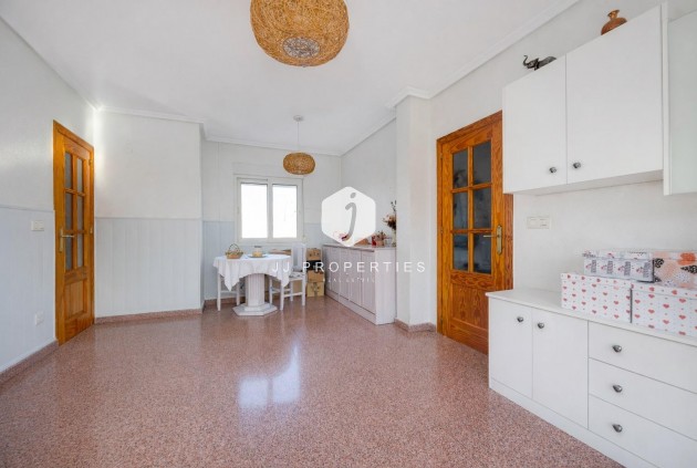 Resale - Apartment / flat -
Torrevieja - Costa Blanca