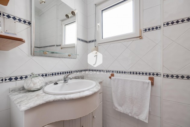 Resale - Apartment / flat -
Torrevieja - Costa Blanca