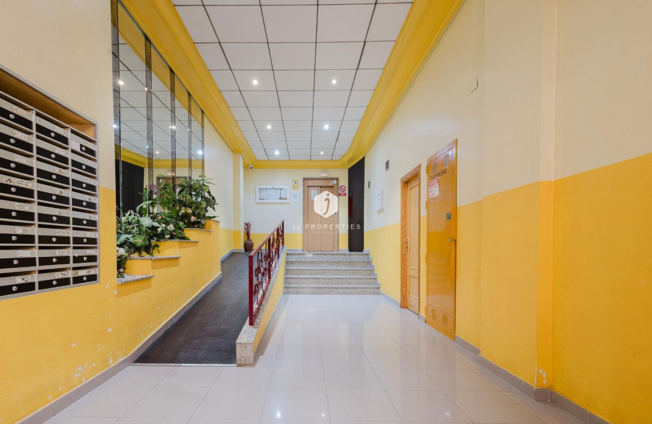 Aus zweiter Hand - Wohnung -
Torrevieja - Costa Blanca