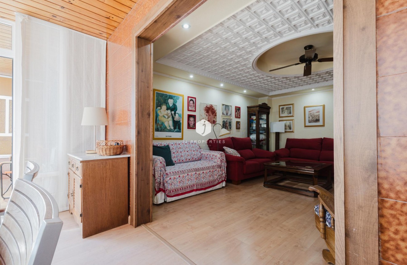 Resale - Apartment / flat -
Torrevieja - Costa Blanca