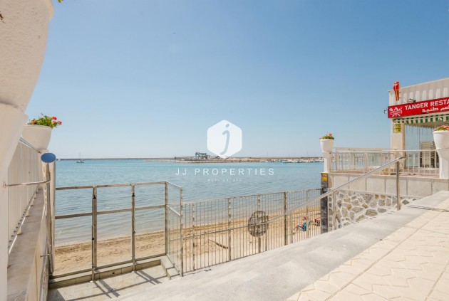 Resale - Apartment / flat -
Torrevieja - Costa Blanca