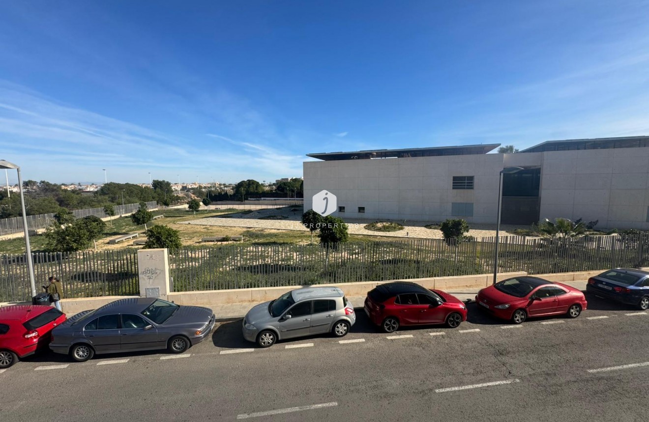 Aus zweiter Hand - Wohnung -
Torrevieja - Costa Blanca