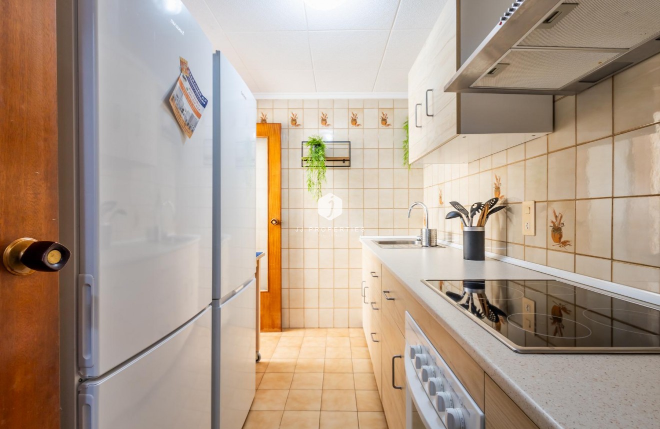 Resale - Apartment / flat -
Torrevieja - Costa Blanca