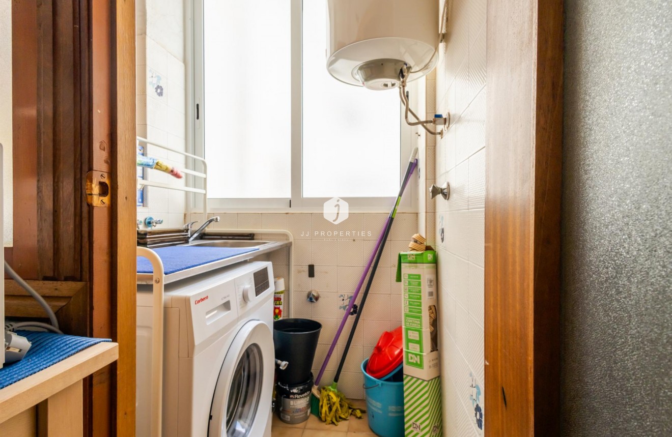 Resale - Apartment / flat -
Torrevieja - Costa Blanca