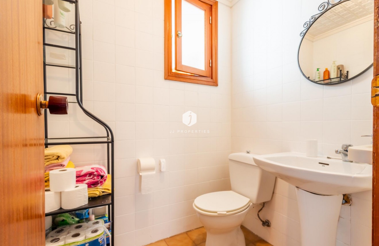 Resale - Apartment / flat -
Torrevieja - Costa Blanca