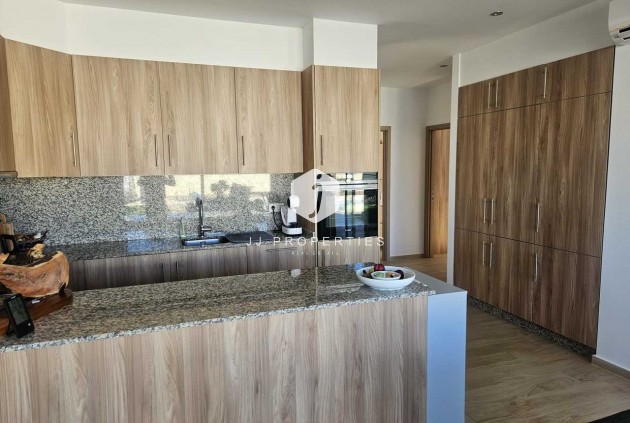 Resale - Villa -
Torrevieja - Costa Blanca