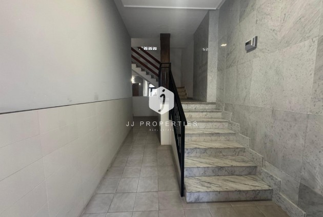 Resale - Apartment / flat -
Torrevieja - Costa Blanca