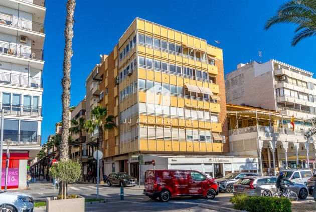 Resale - Apartment / flat -
Torrevieja - Costa Blanca