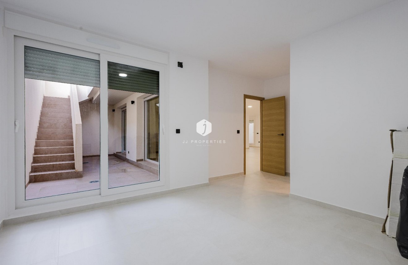 Resale - Villa -
Algorfa - Inland