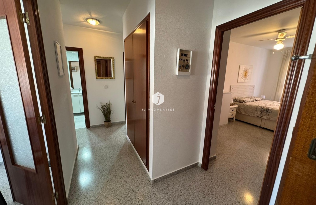 Resale - Apartment / flat -
San Miguel de Salinas - Inland
