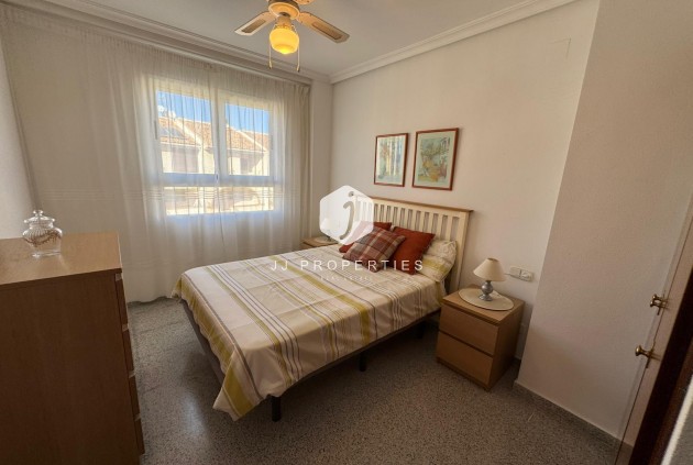 Resale - Apartment / flat -
San Miguel de Salinas - Inland