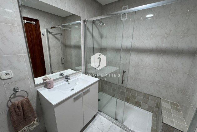 Resale - Apartment / flat -
San Miguel de Salinas - Inland