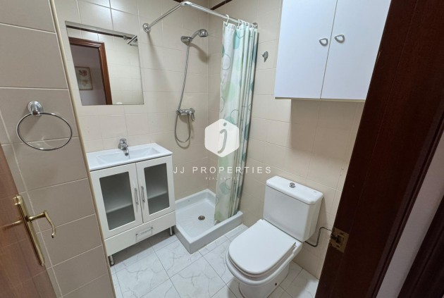 Resale - Apartment / flat -
San Miguel de Salinas - Inland