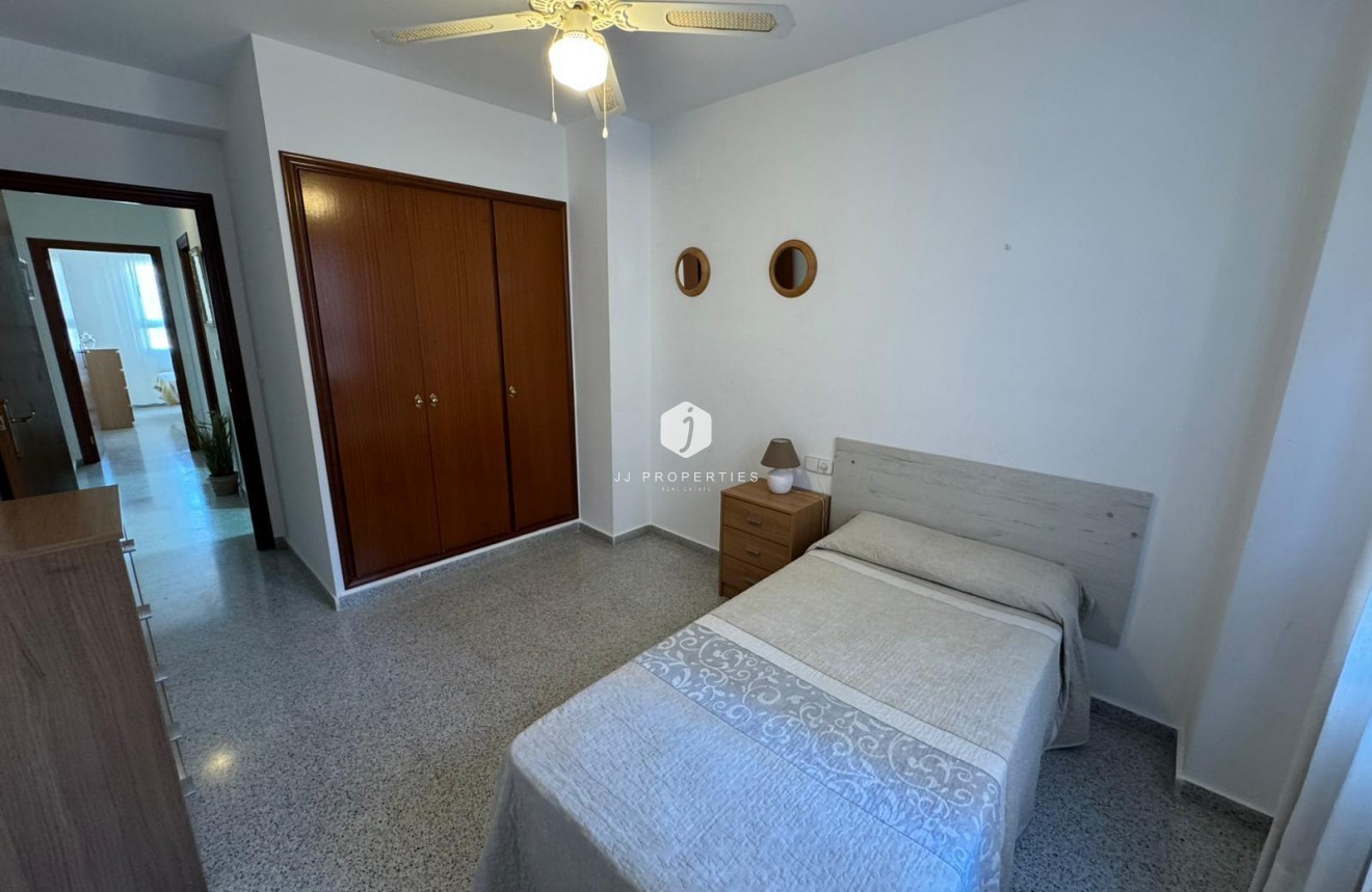 Resale - Apartment / flat -
San Miguel de Salinas - Inland