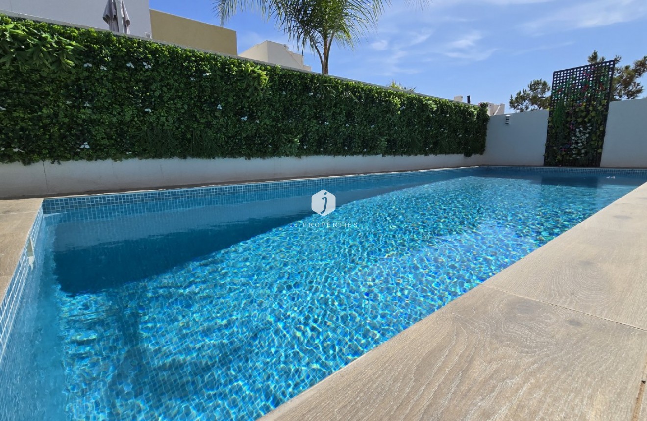 Segunda mano - Villa -
Los Montesinos - Costa Blanca