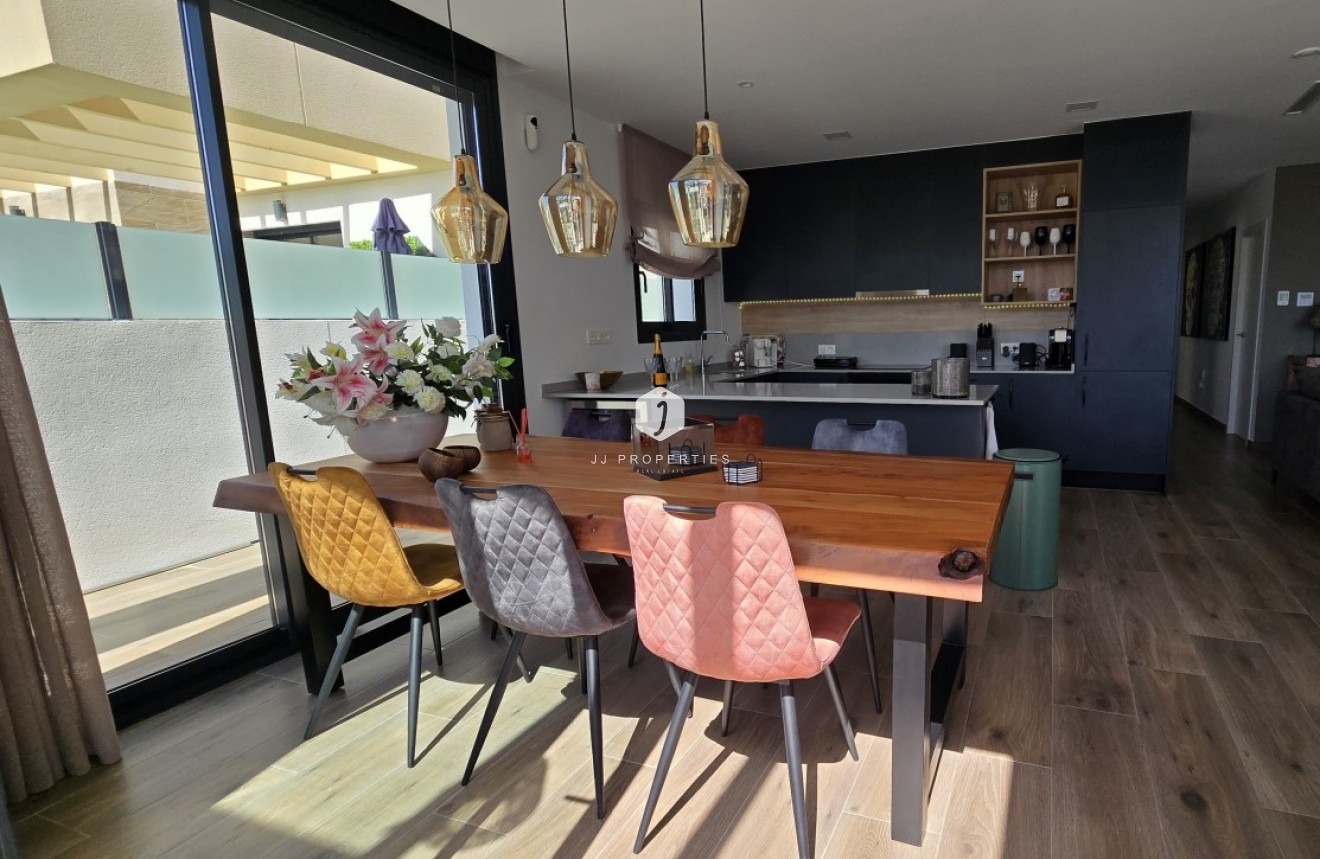 Segunda mano - Villa -
Los Montesinos - Costa Blanca