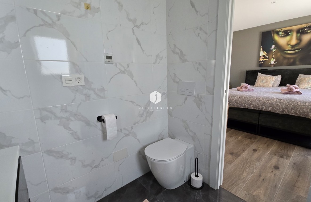 Segunda mano - Villa -
Los Montesinos - Costa Blanca