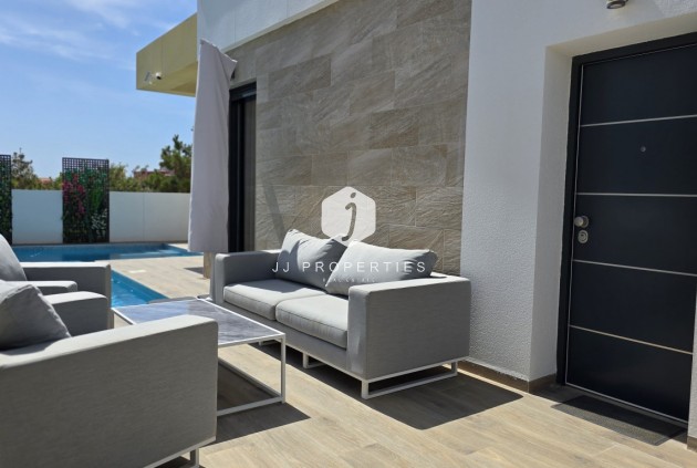 Segunda mano - Villa -
Los Montesinos - Costa Blanca