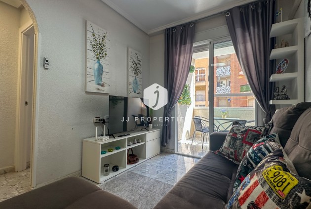 Z drugiej ręki - Mieszkanie w bloku -
Torrevieja - Costa Blanca