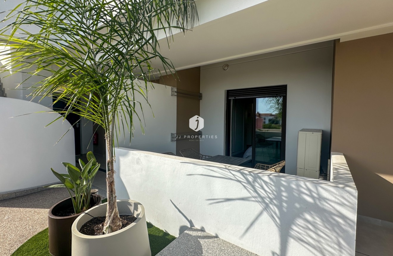 Z drugiej ręki - Mieszkanie w bloku -
Orihuela Costa - Costa Blanca