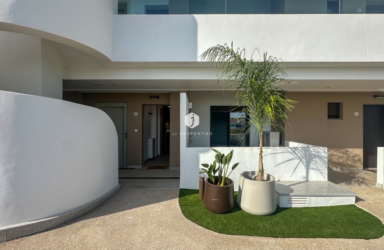 Z drugiej ręki - Mieszkanie w bloku -
Orihuela Costa - Costa Blanca